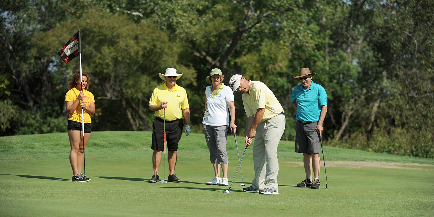 photo - 2014 homecoming student scholarship golf benefit