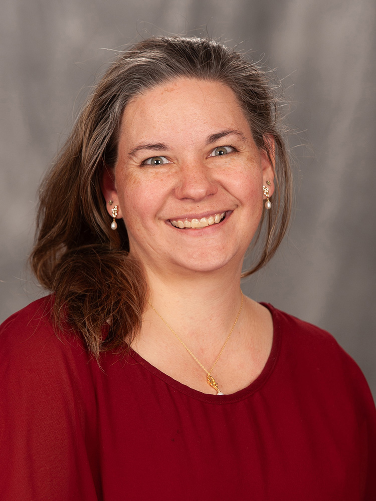 Photo of Laura Tharman