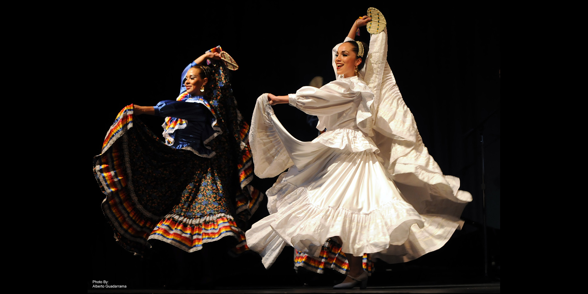 promotional photo - Quetzalli is a dance company that depicts traditions of the Mexican state of Veracruz through music, songs and dances characteristic of different ethnic groups.