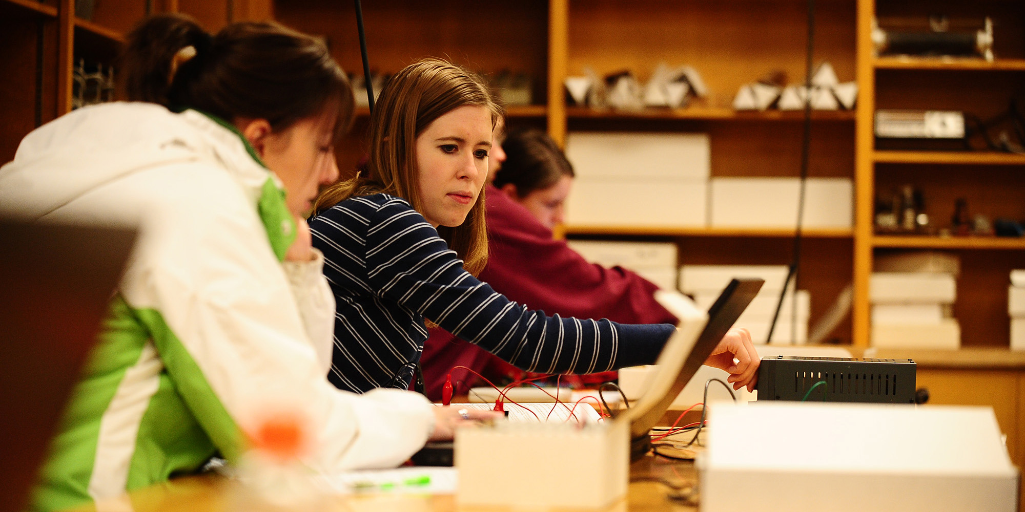 photo - students in Hesston College's physics lab