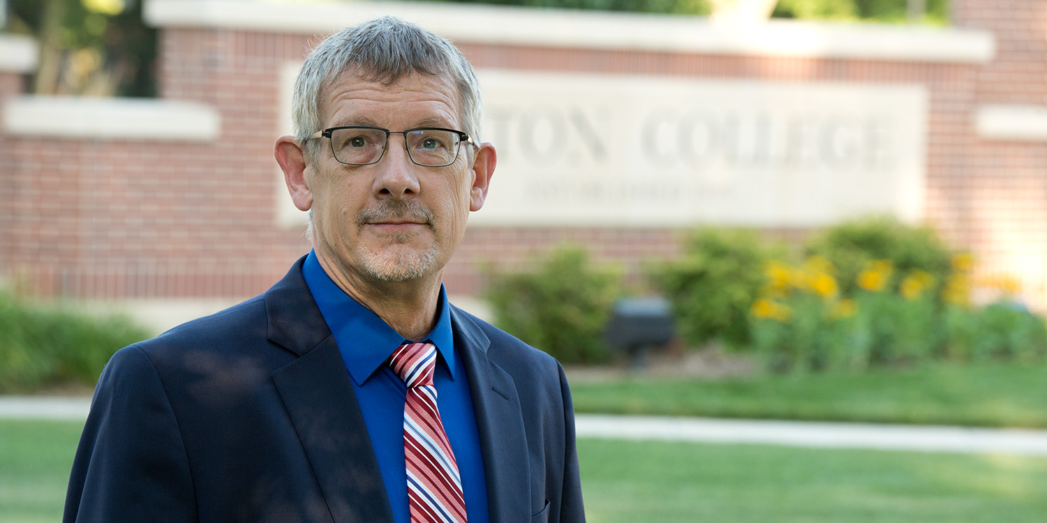 portrait of Del Hershberger