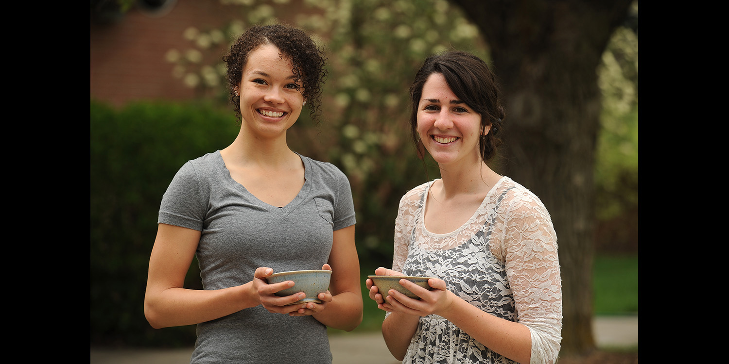 photo - 2015 Larks of the Year Makayla Ladwig and Elisabeth Wilder