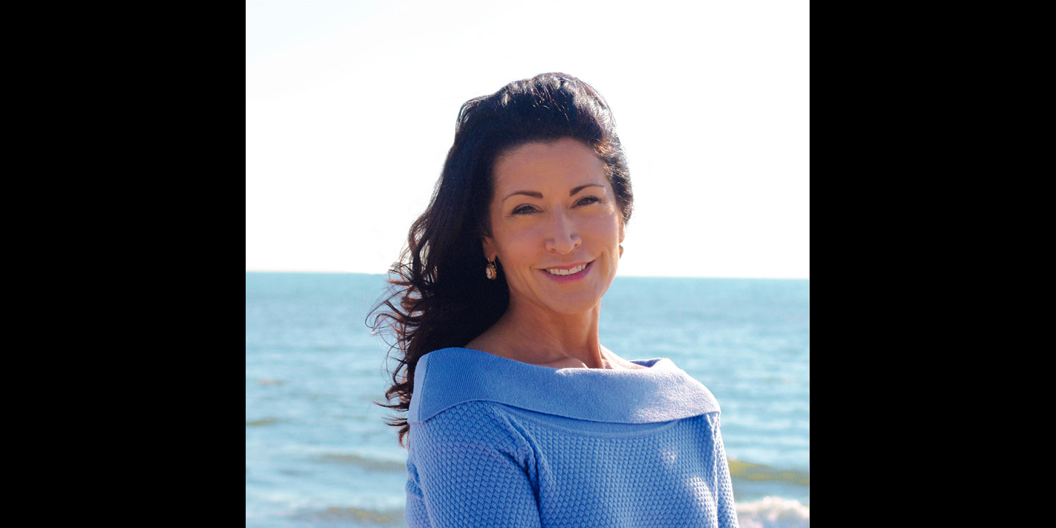 promotional photo - Regina Calcaterra