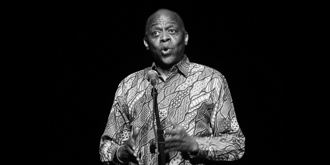 Tony Brown sings in Indonesia - photo by Dave Osborne