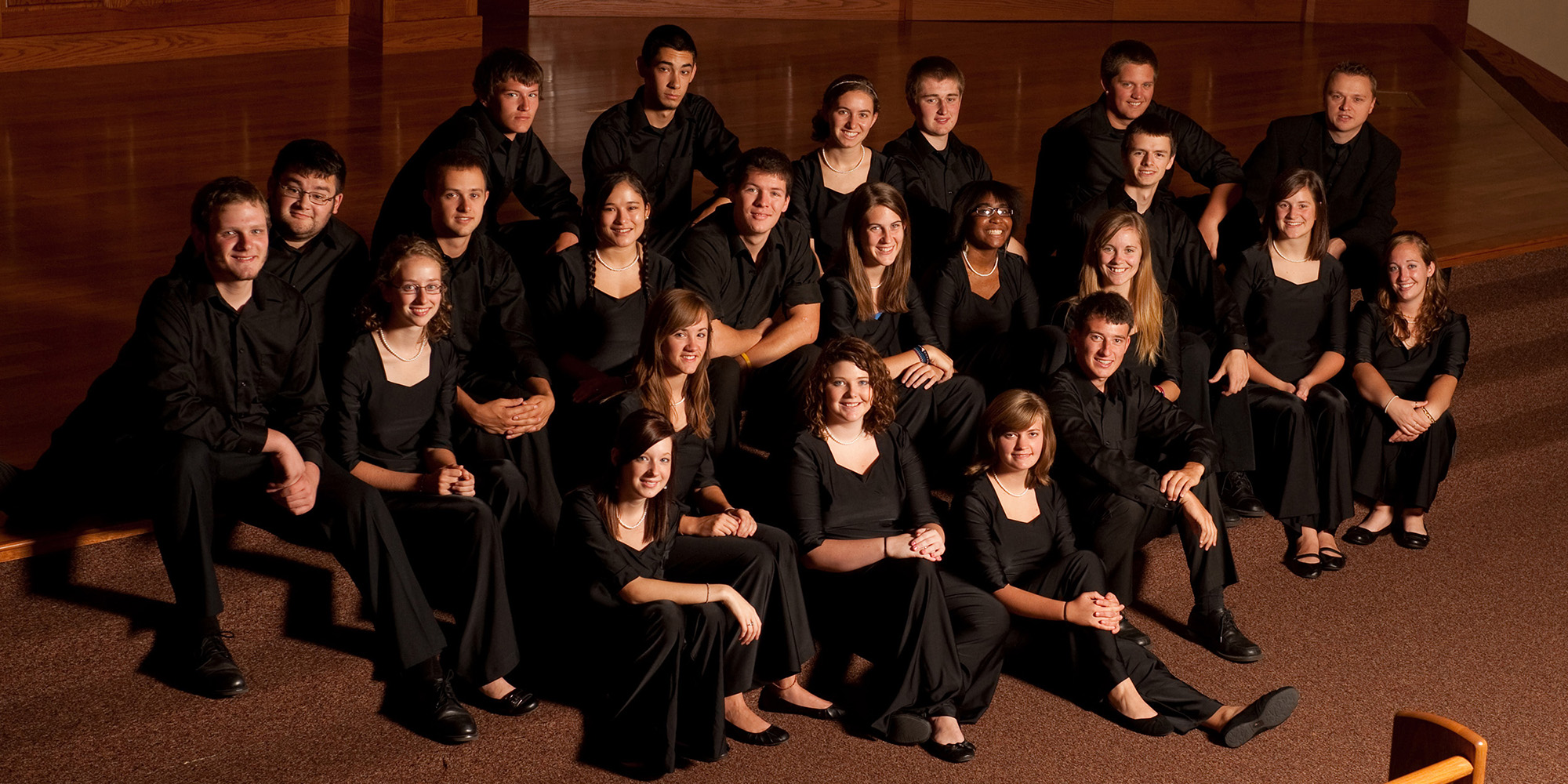 photo - Hesston College Bel Canto Singers 2011-12