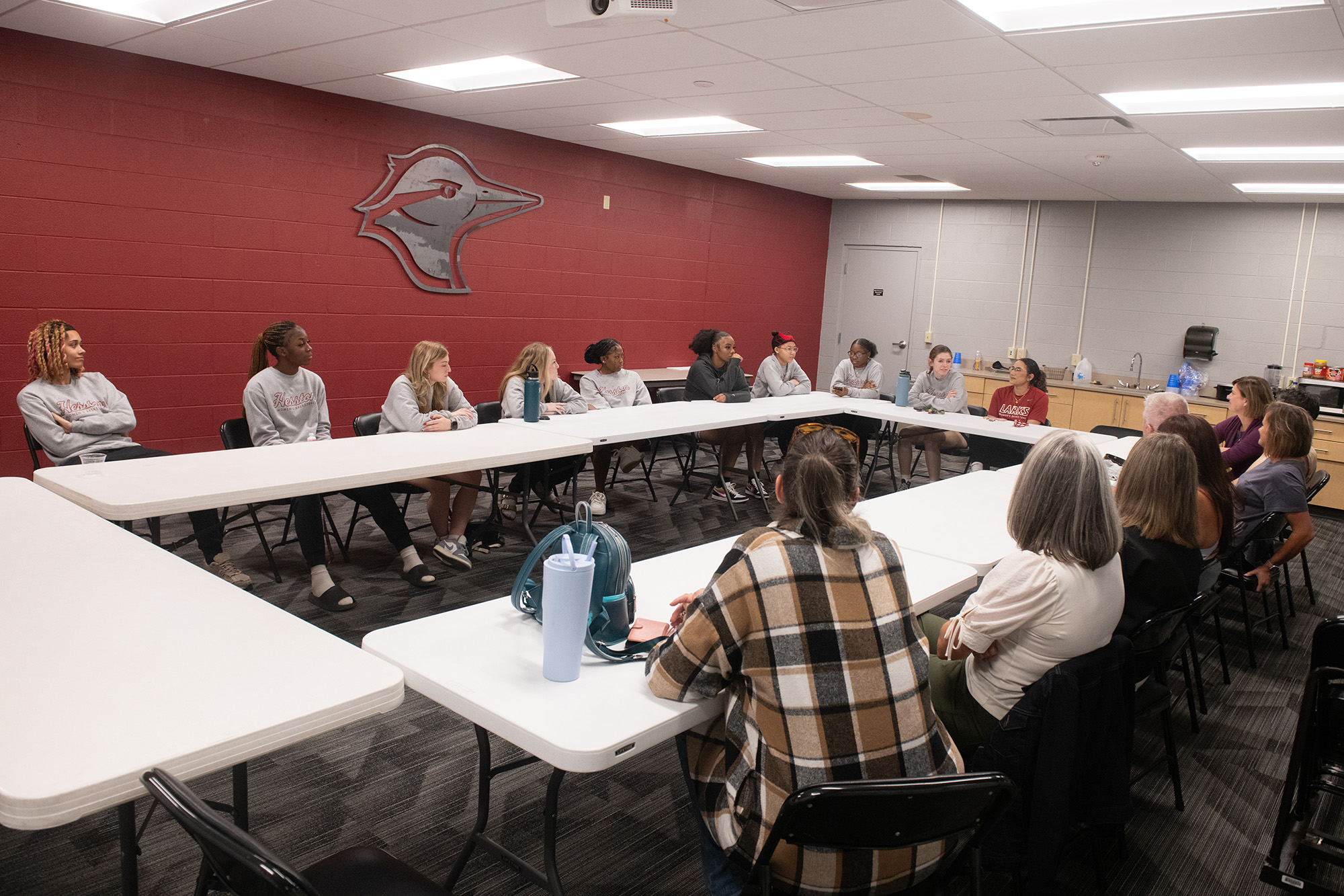 Homecoming 2024 hall of fame meet and greet - women's basketball teams