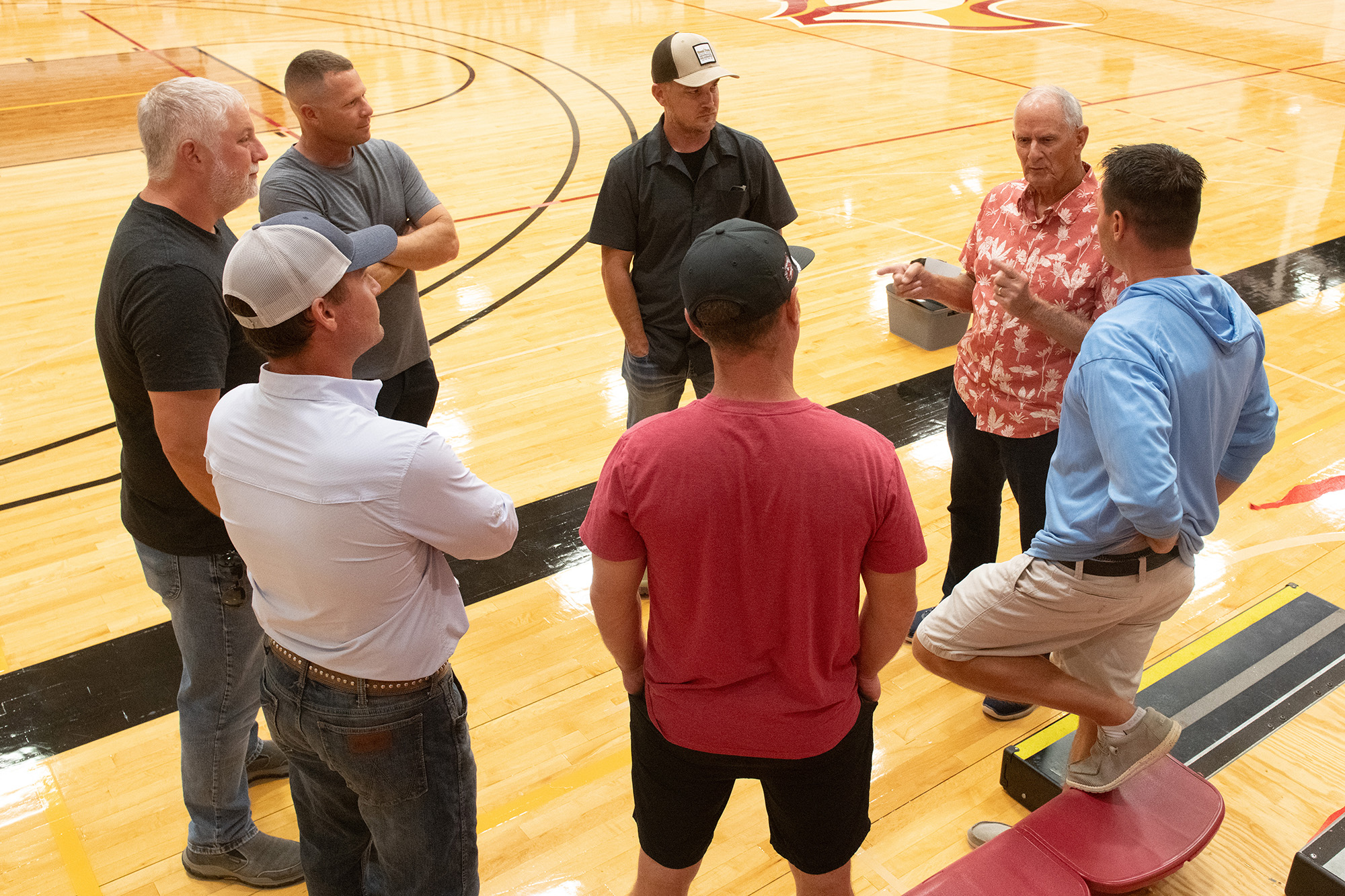 Homecoming 2024 hall of fame meet and greet - Art Mullet with a few former Lark baseball players