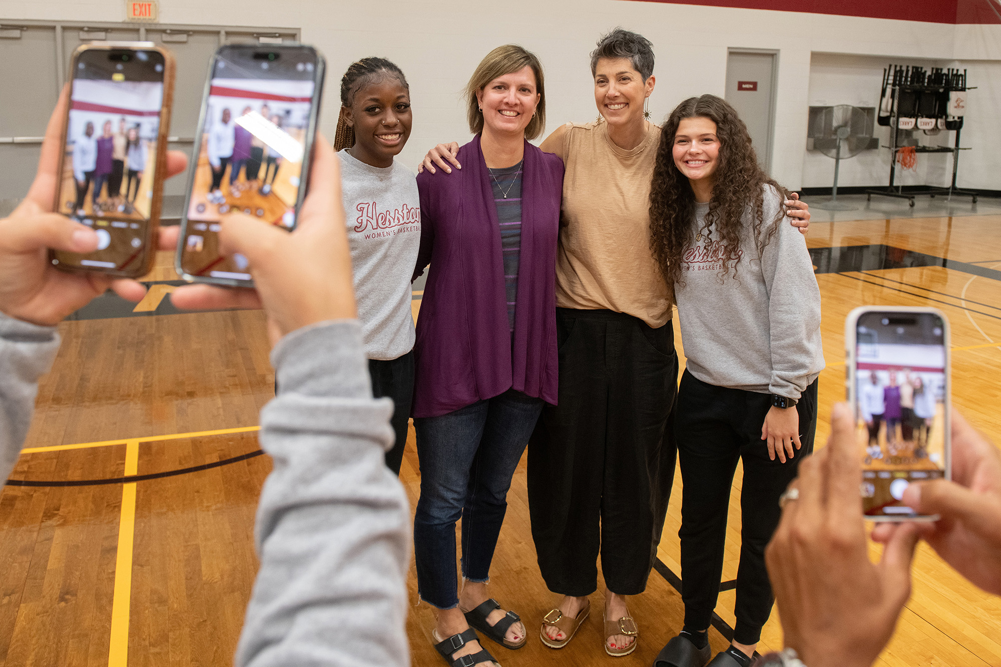 Homecoming 2024 hall of fame meet and greet - women's basketball roommates