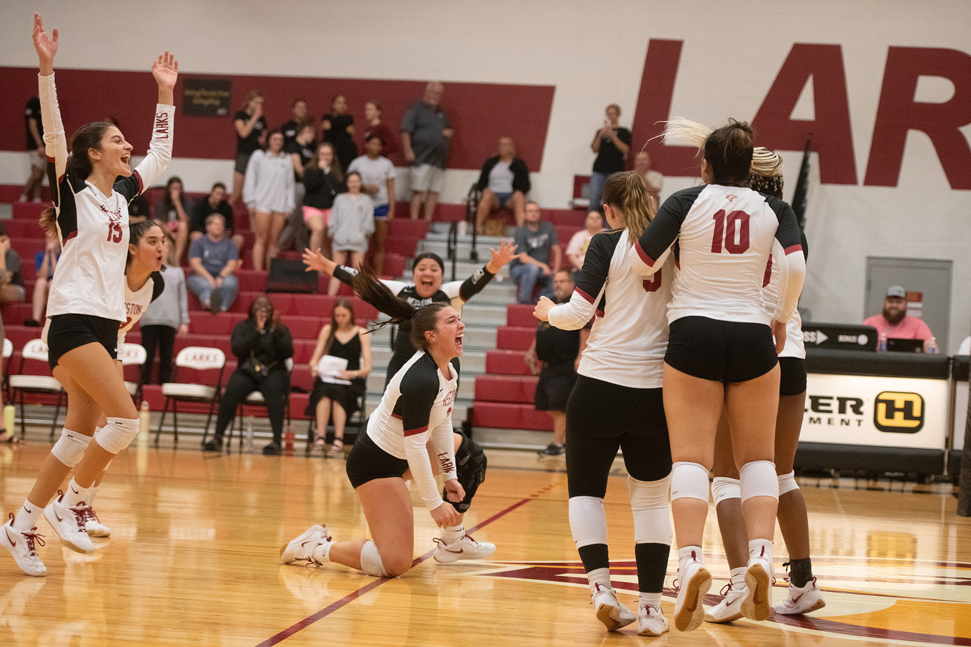 Homecoming 2024 volleyball match vs. Bethel JV - victory